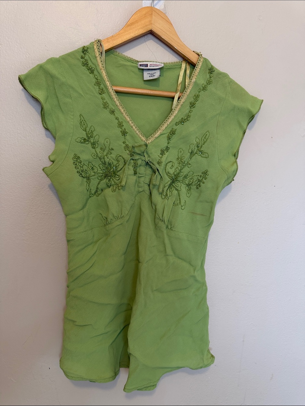 Faded Glory Light Green Embroidered V-Neck Blouse